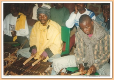 Ngoyang en images